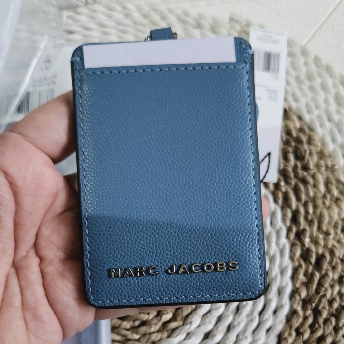 Jual Lanyard Gantungan Name Tag Marc Jacobs Original | Shopee Indonesia