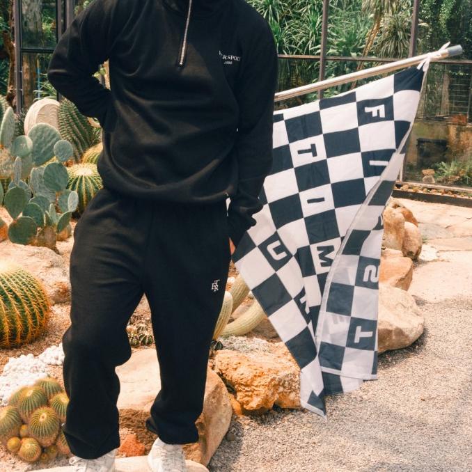 Jual First Time Round - Classic Sweatpants - Black | Shopee Indonesia