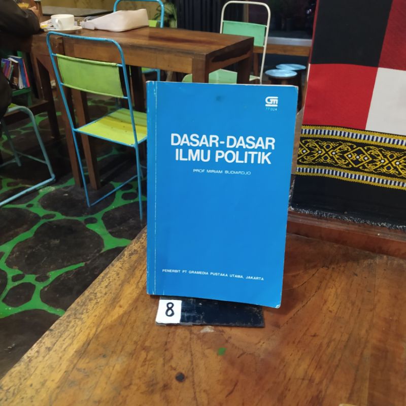 Jual BUKU DASAR DASAR ILMU POLITIK By Prof Miriam Budiardjo | Shopee ...