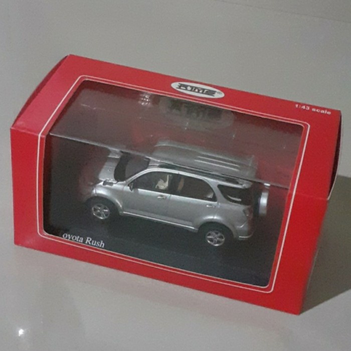 Diecast cheap toyota rush