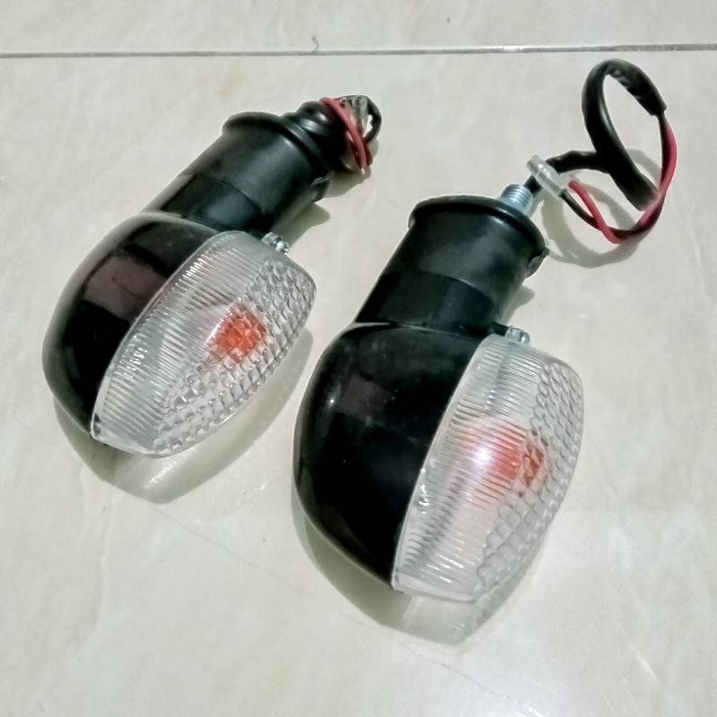 Jual Lampu Sean riting standar motor Yamaha Vixion old hitam | Shopee ...