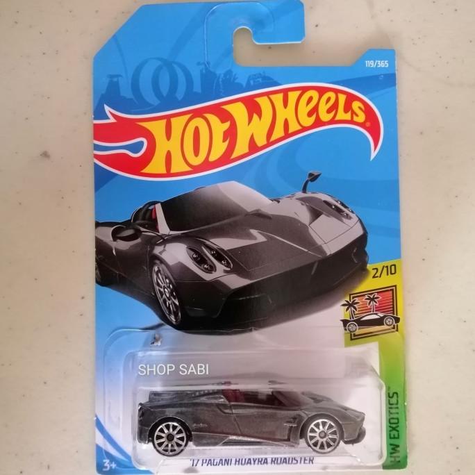 Jual Hotwheels 17 Pagani Huayra Roadster Red Interior Shopee Indonesia