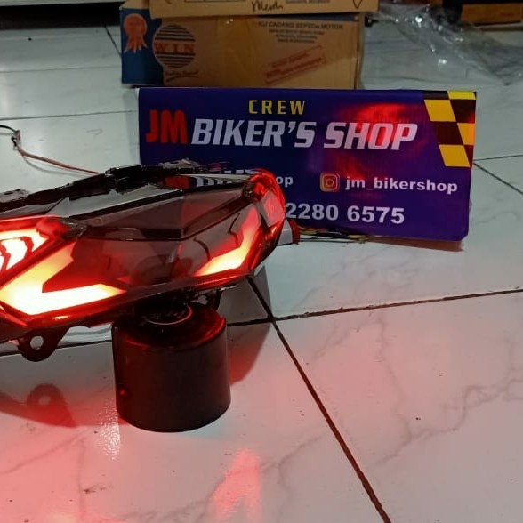 Jual Lampu led stop custom alis merah honda vario 125/150 PNP | Shopee