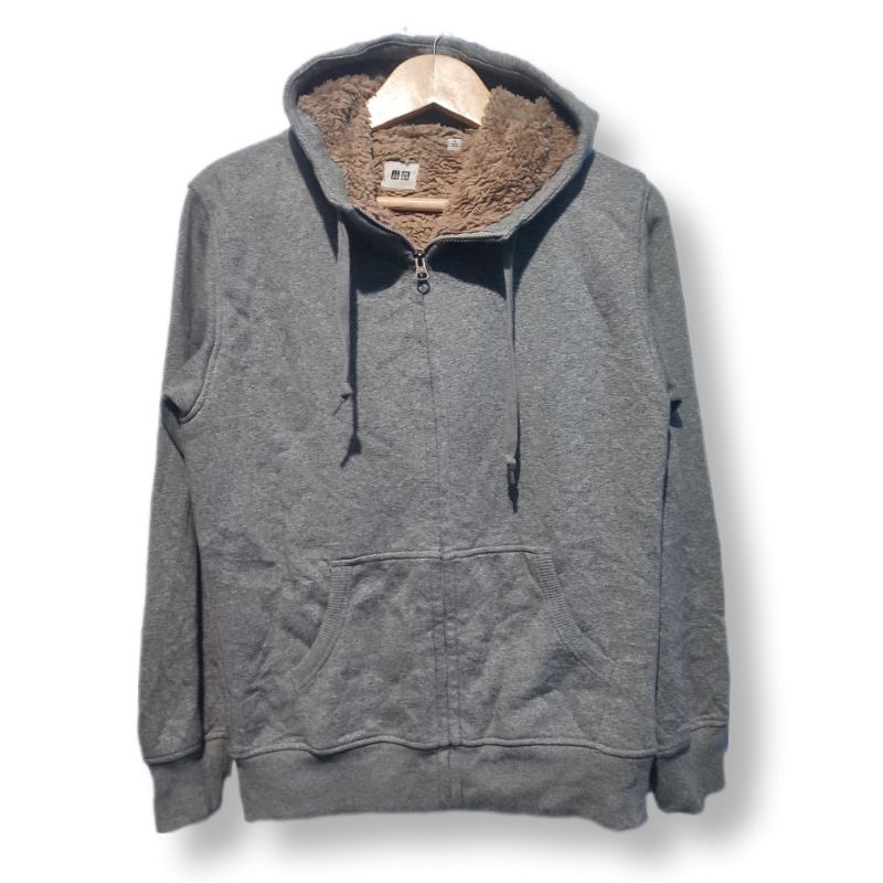 Hoodie Uniqlo sherpa new tag istimewa