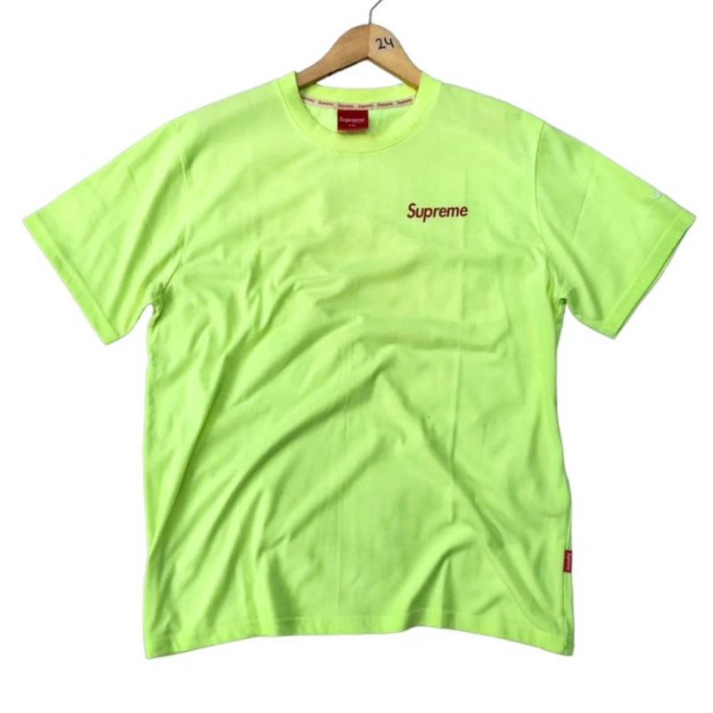 Harga t shop shirt supreme original