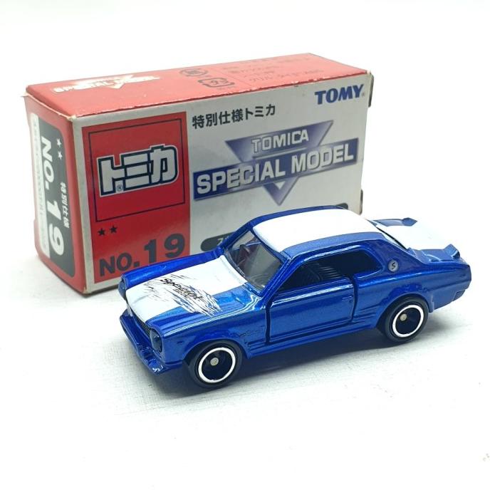 Voiture Miniature Tomica Dandy — Nissan Gloria Patrol No.19 — Échelle 1:9 — Occasion