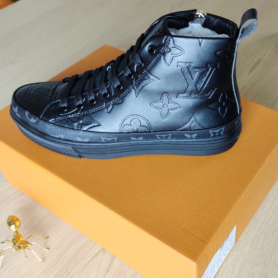 Louis Vuitton high top  Sepatu kasual, Sepatu, Kasual