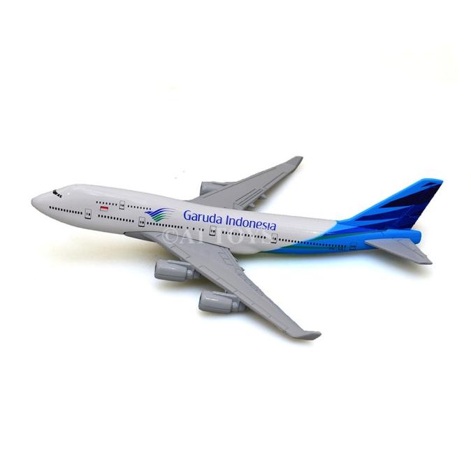 Jual Diecast Pesawat Garuda Indonesia Boeing B747-400 15 Cm 1:450 ...