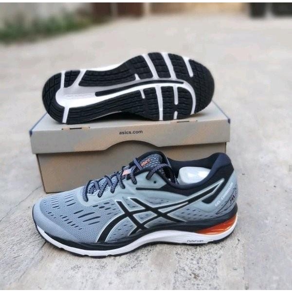 Sepatu asics hotsell gel cumulus