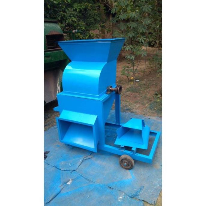 Jual MESIN CACAH RUMPUT BESAR JUMBO SIAP PAKAI DIESEL SOLAR ENGINE ...