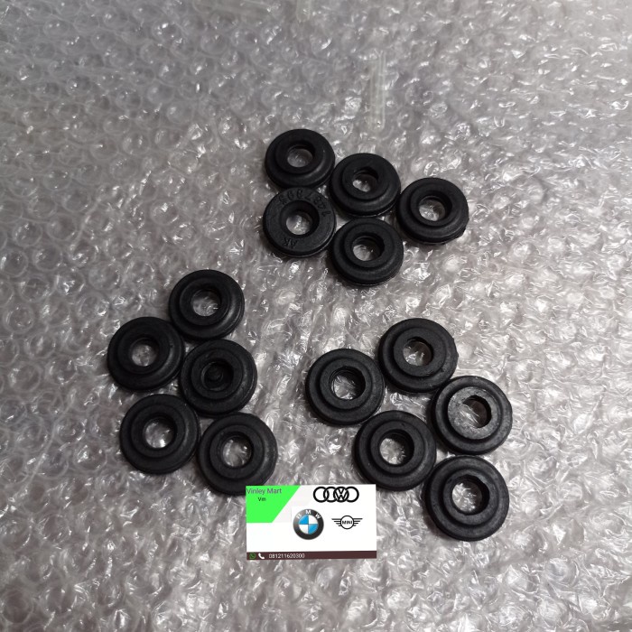1x Plastic Engine Cover Trim Bolt Cap Plug For BMW M50 M52 M54 - 1726089 / 11121726089
