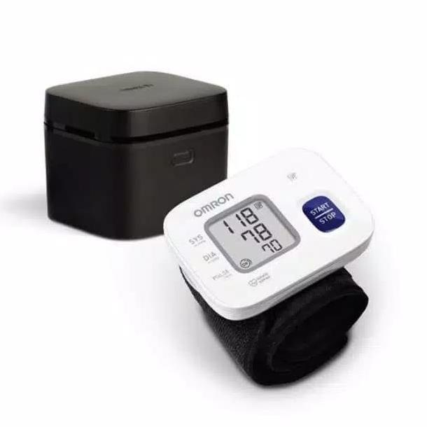 Jual tensimeter omron HEM 6161 pergelangan tangan tensj digital omron ...