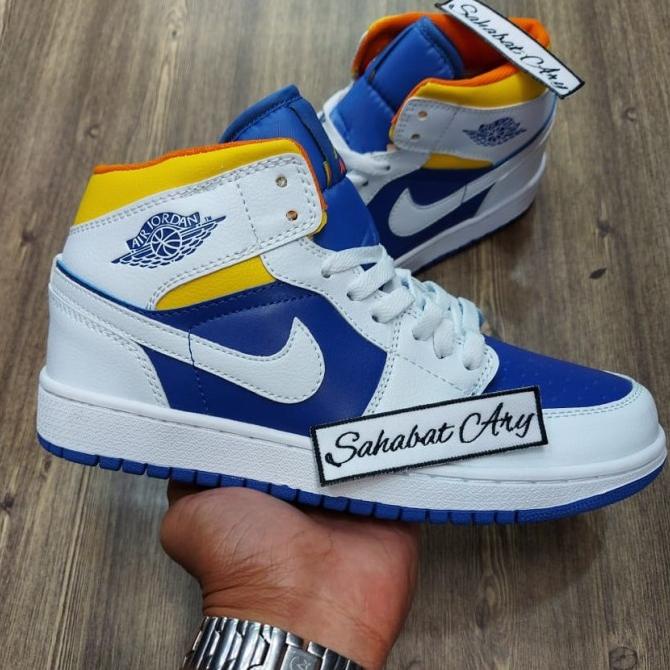 Jual Sepatu Air Jordan 1 Mid Royal Blue Laser Orange Shopee Indonesia