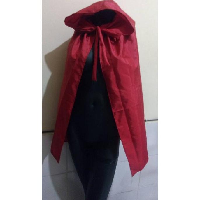jubah merah halloween