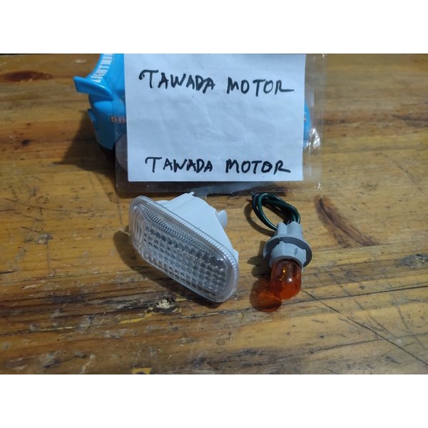 Jual Lampu Sen Sein Komplit Soket Dan Bohlamnya Fender Samping Honda