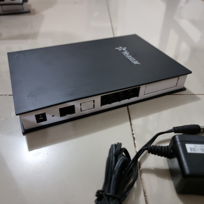 Jual Yeastar TA400 - 4 FXS Analog VoIP Gateway | Shopee Indonesia