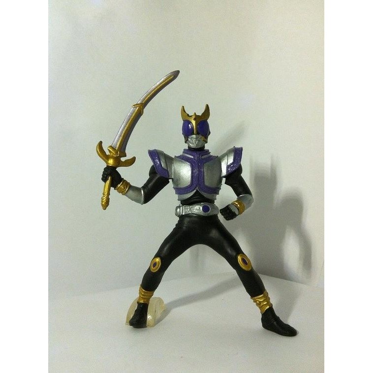 Jual Kamen Rider. HG Part 13 - Kamen Rider Kuuga. Titan Form BANDAI ...