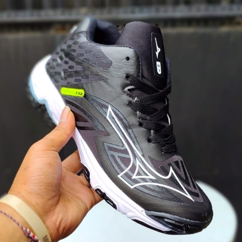 Sepatu mizuno shopee hotsell