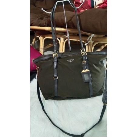 Jual Tas Totebag Nilon pradong prelove | Shopee Indonesia