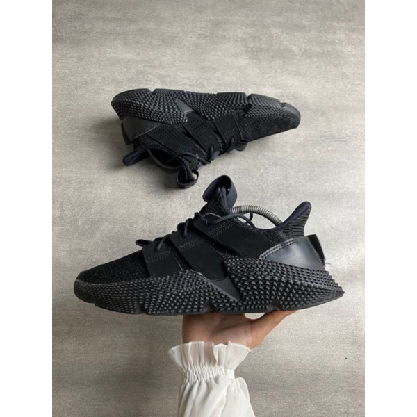 Adidas store prophere kaina