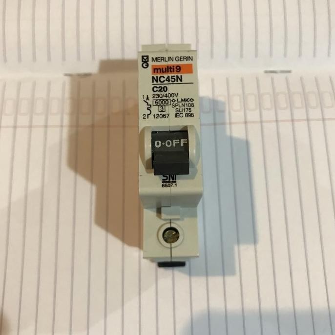 Jual MCB Schneider Merlin Gerin 1p 1phase 20A NC45N Murah | Shopee ...