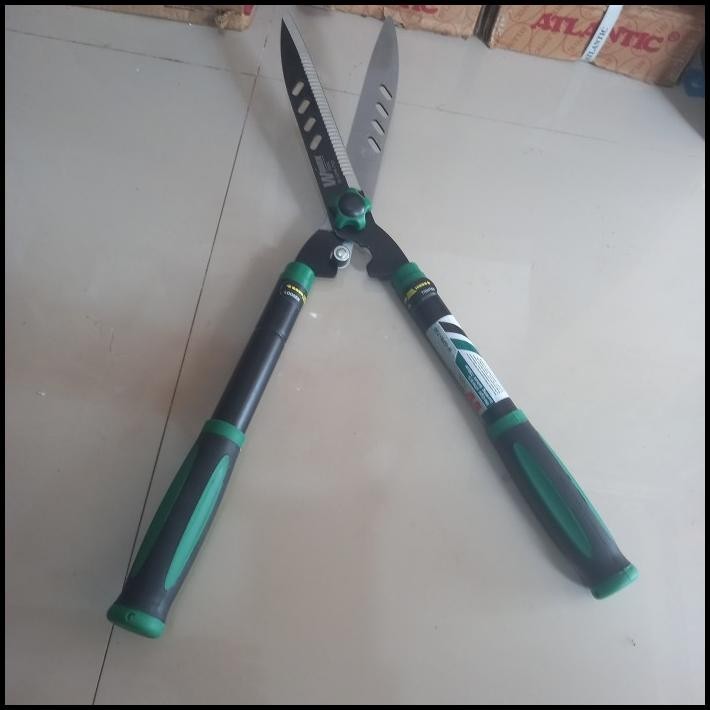 Jual GUNTING RUMPUT BESI TAJAM GUNTING PAGAR TAMAN JUMBO GAGANG BESI ...