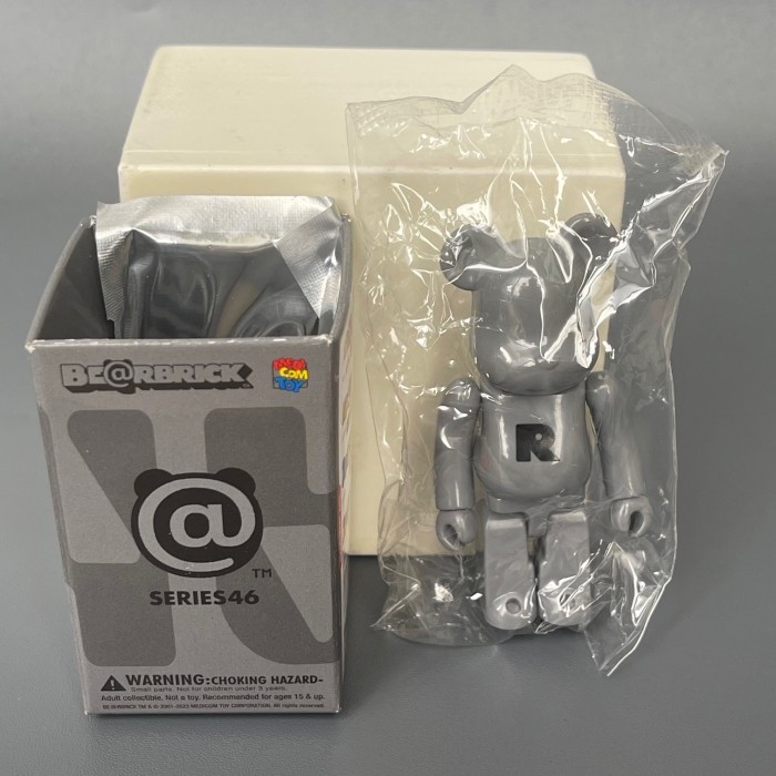 Jual Ready Bearbrick 100% Series 46 Medicom Toy ORIGINAL Bear Brick ...