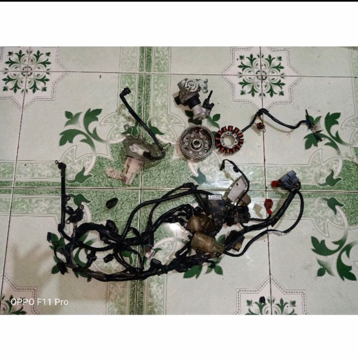 Jual {Bekas} perangkat pengapian set injeksi new CBR 150R new CB150R ...