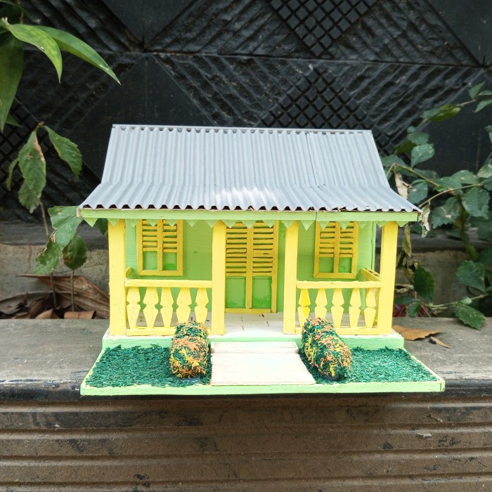 Jual maket miniatur rumah adat betawi , miniatur rumah kebaya adat