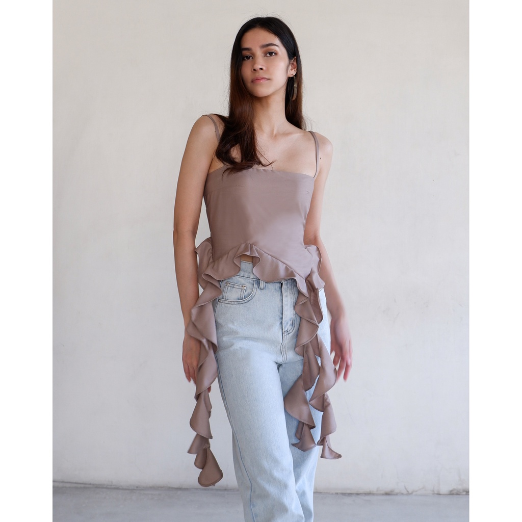 Jual GISELE TOP | RUFFLE ASYMMETRY FRONT SLEEVELESS TANK TOP | Shopee ...