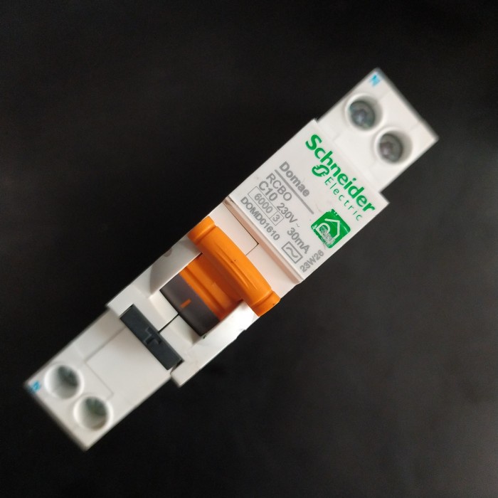 Jual [New] Rcbo Schneider C10 230V 1PN 30Ma Domae Original Limited ...