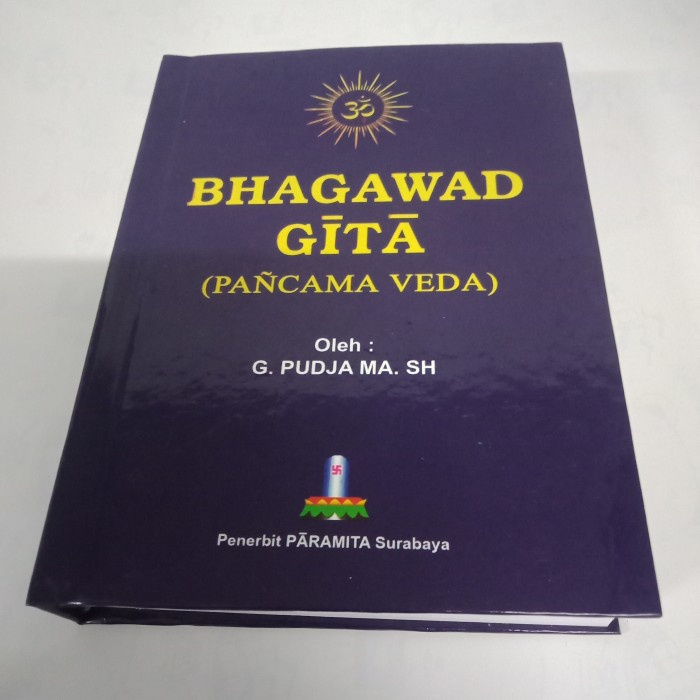 Jual Buku Kitab Bhagawadgita Bhagawad Gita Pancama Veda Weda Biru Hindu