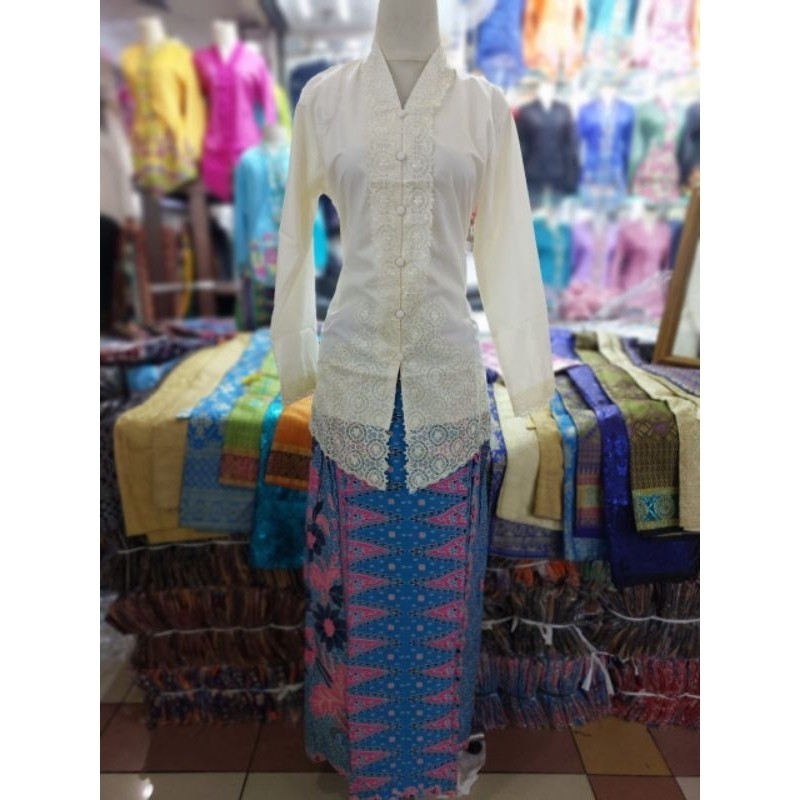 Jual [EXCLUSIVE] MODEL TERKINI new kebaya encim bordir kebaya bordir ...
