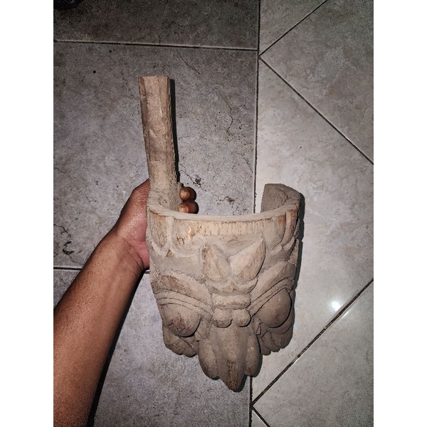 Jual barang kuno banget daru kayu peninggalan seperti topeng | Shopee