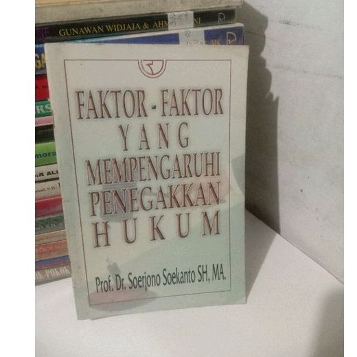 Jual Buku Faktor-faktor Yang Mempengaruhi Penegakan Hukum | Shopee ...