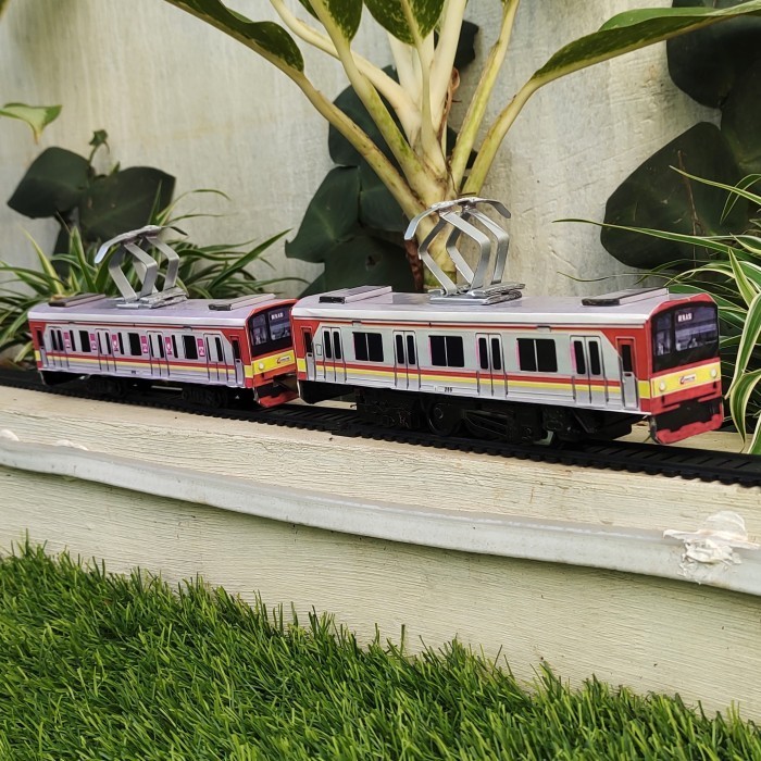 Jual Mainan Anak Kereta Api Commuter Line Krl Full Set Rel & Baterai ...