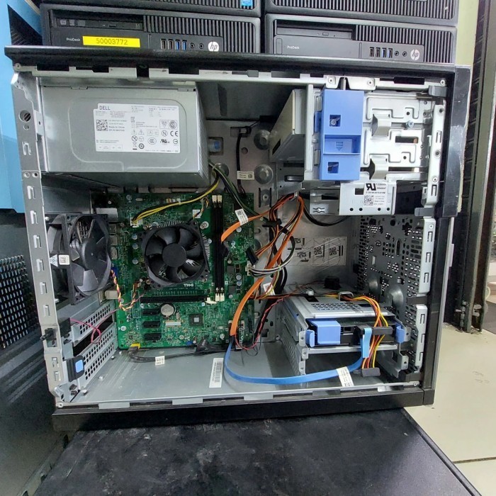 PC Dell Optiplex 3020 SFF Ecran 22 i3-4130 RAM 8Go SSD 240Go Windows 10 Wifi