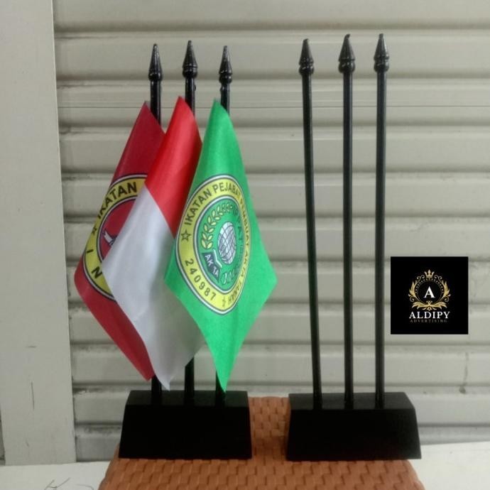 Jual Bendera NOTARIS IPPAT INDONESIA dan Tiang kayu meja Lobang 3 ...