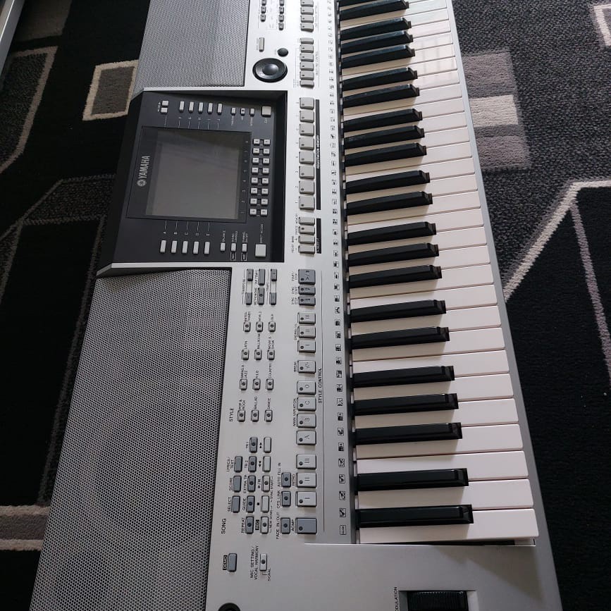 Jual YAMAHA PSR S 910 Keyboard Second Keyboard Organ Tunggal