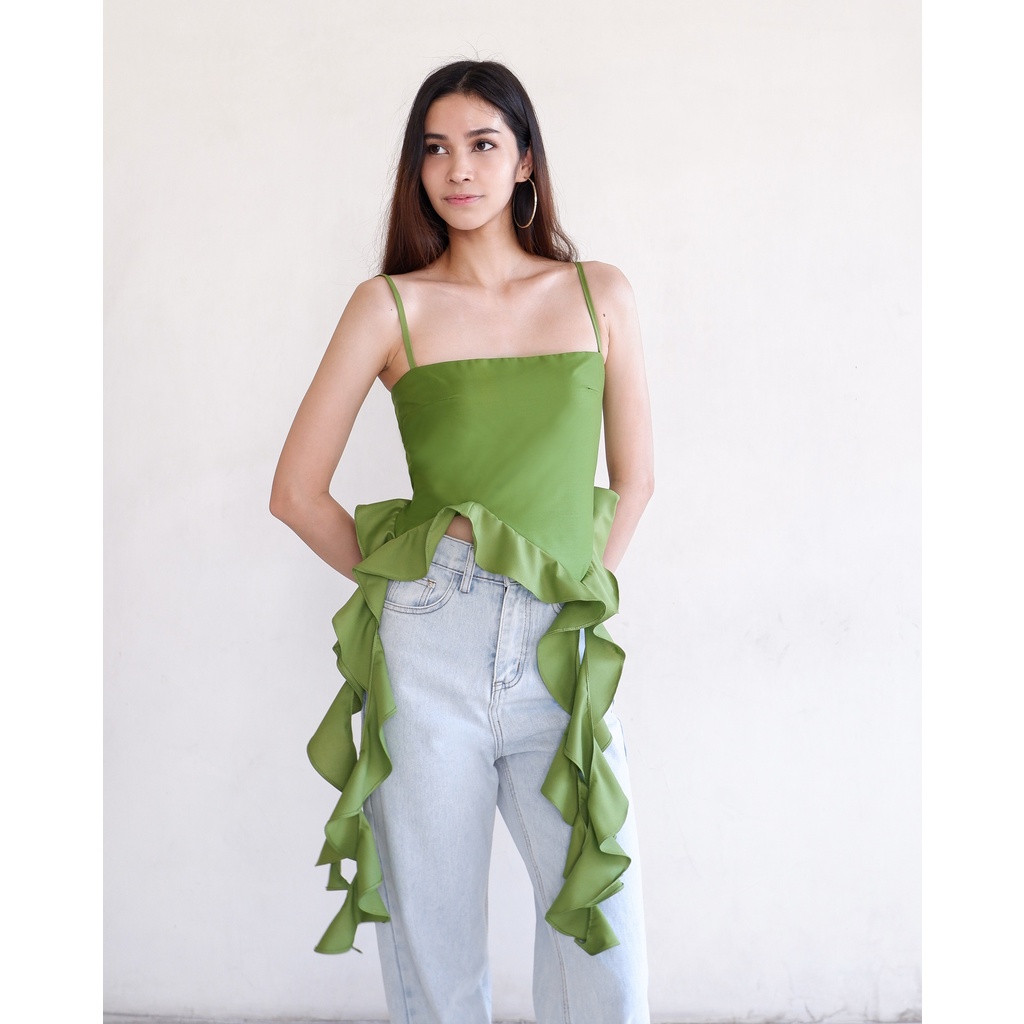 Jual GISELE TOP | RUFFLE ASYMMETRY FRONT SLEEVELESS TANK TOP | Shopee ...