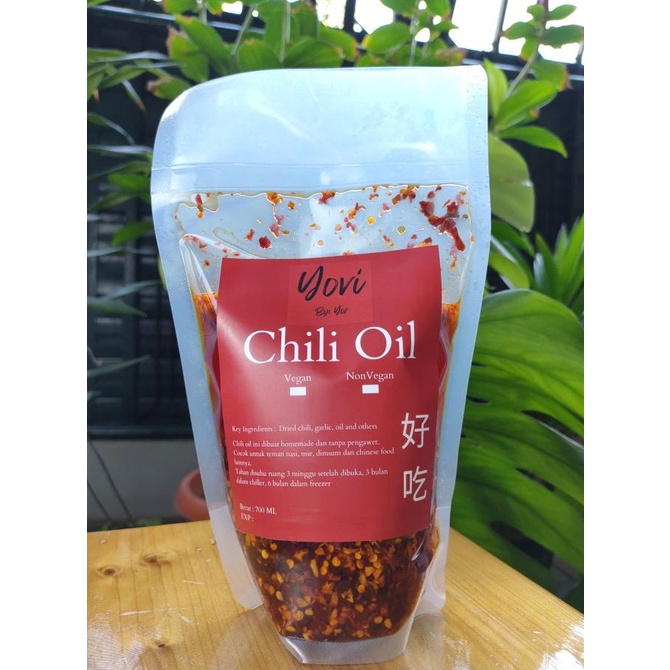 Jual Chili Oil With Crunchy Garlic Yovi / sambal,sambel dimsum 700 ML CDS Shopee Indonesia
