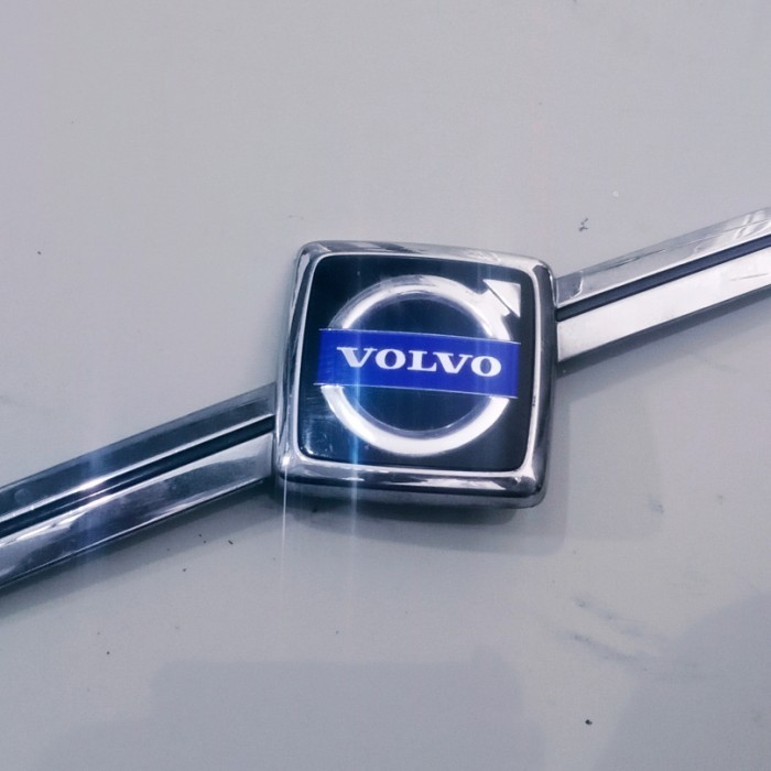 Jual Emblem Grille Volvo 850,S70,V70 | Shopee Indonesia
