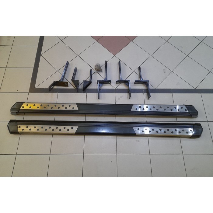Jual Footstep Injakan Samping Mobil Toyota Avanza Xenia Model Bintik ...