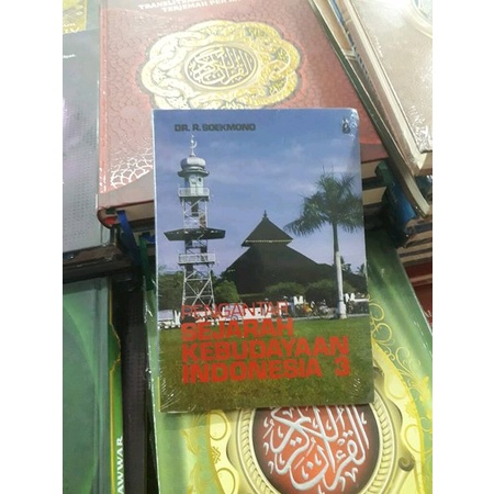 Jual Buku Pengantar Sejarah Kebudayaan Indonesia 3 - Soekmono | Shopee ...