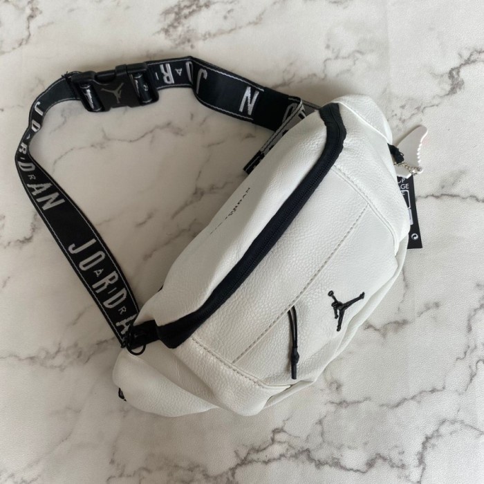 Jual Tas NIKE AIR JORDAN Belt Bag Waistbag Logo Leather White