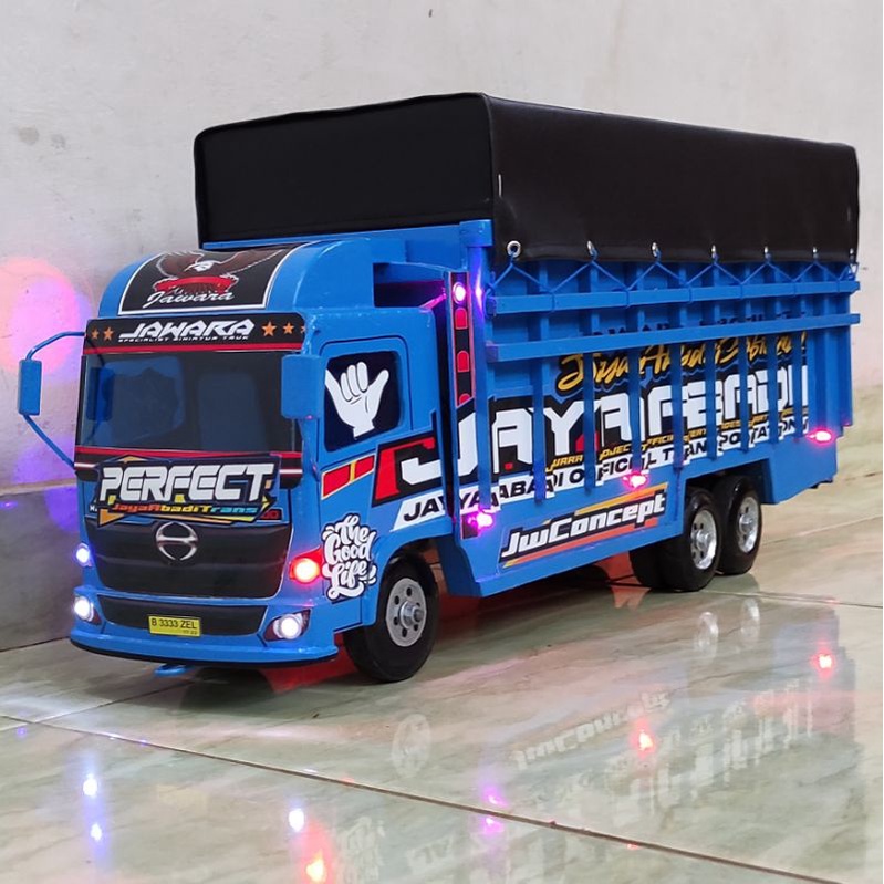 Jual Real pict mobil truk mainan anak miniatur truck oleng kayu tronton ...