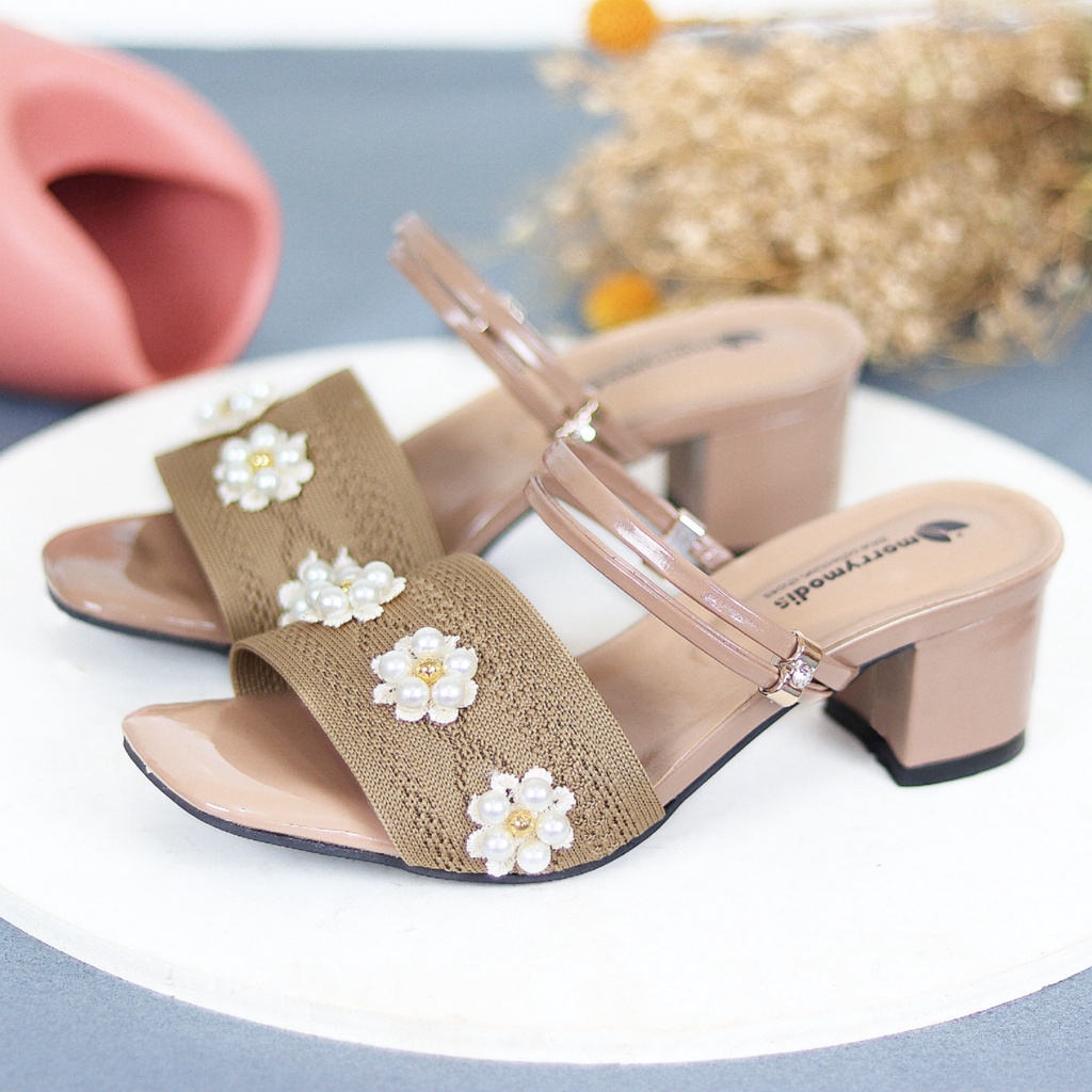 Sandal Wanita Kekinian 2023 Wedges Simple Elegan Korean Style Sandalslop  Cewek Viral Wadges Elegant Widges Shoes Flat Sendal Jinjit Perempuan  Branded