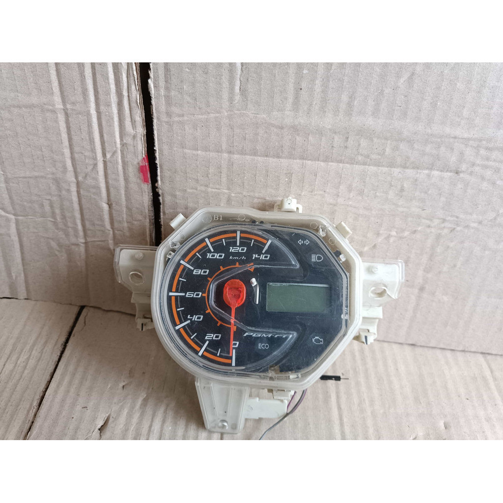 Jual Speedometer Honda beat new k81 beat digital Original (PANEL OREN ...