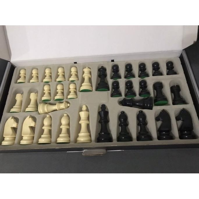 Jual NEW PRODUK SET CATUR PLASTIK KUDA DGT - DGT CHESS PIECES - CATUR ...