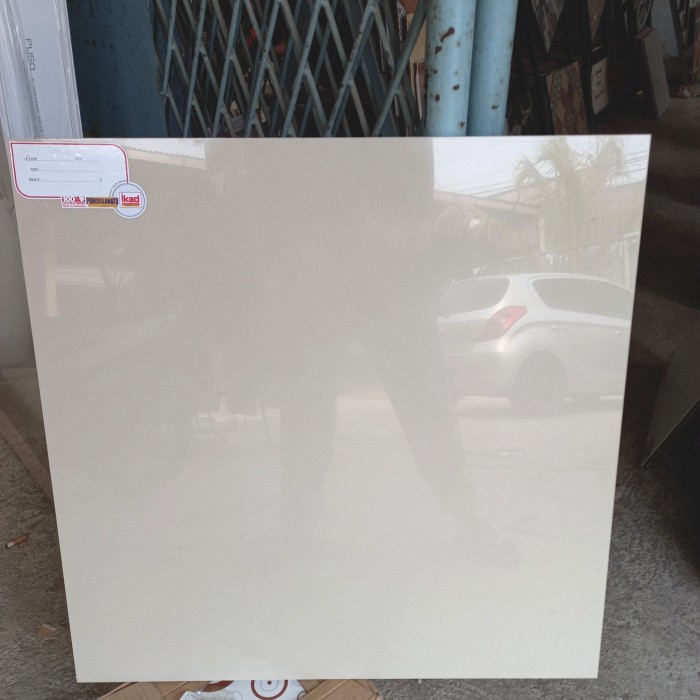 Jual Granit Lantai 60x60 Glossy Cream Polos Sepia Beige Ikad Kw 1